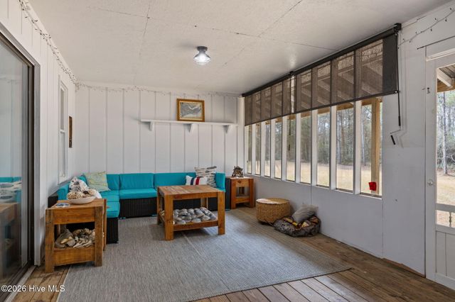 257 Crows Nest Road, Beaufort, NC 28516