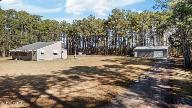 257 Crows Nest Road, Beaufort, NC 28516