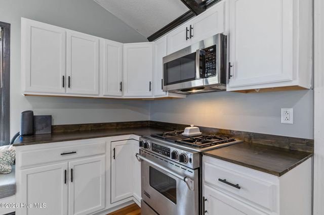 257 Crows Nest Road, Beaufort, NC 28516