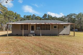 257 Crows Nest Road, Beaufort, NC 28516