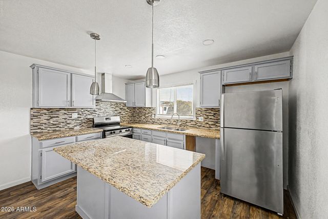 2650 W UNION HILLS Drive 44, Phoenix, AZ 85027
