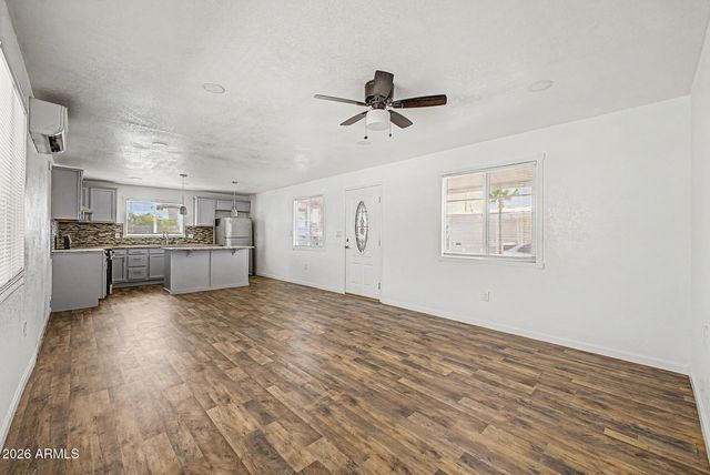 2650 W UNION HILLS Drive 44, Phoenix, AZ 85027