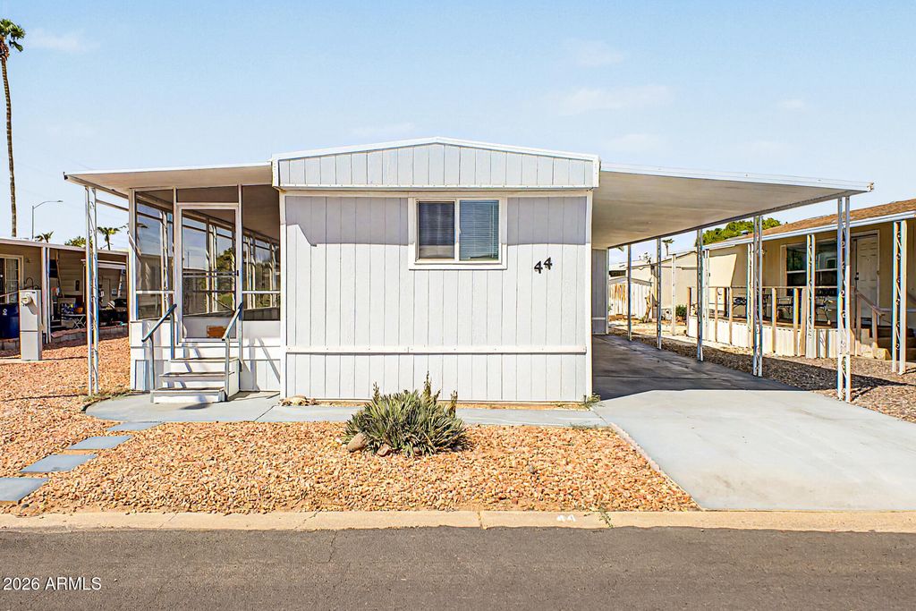2650 W UNION HILLS Drive 44, Phoenix, AZ 85027