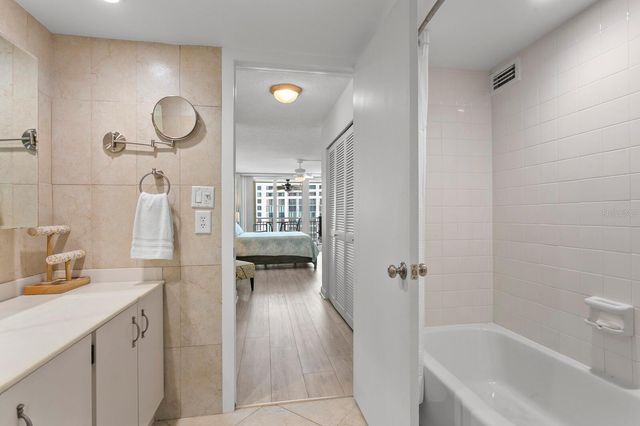 1430 GULF BOULEVARD 806, Clearwater, FL 33767