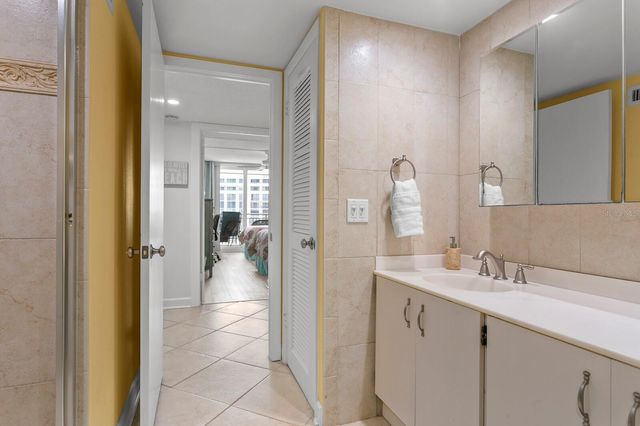 1430 GULF BOULEVARD 806, Clearwater, FL 33767