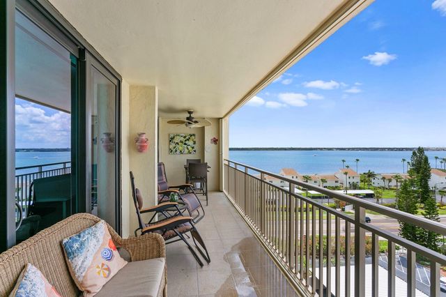 1430 GULF BOULEVARD 806, Clearwater, FL 33767