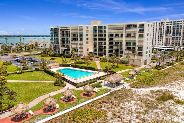1430 GULF BOULEVARD 806, Clearwater, FL 33767