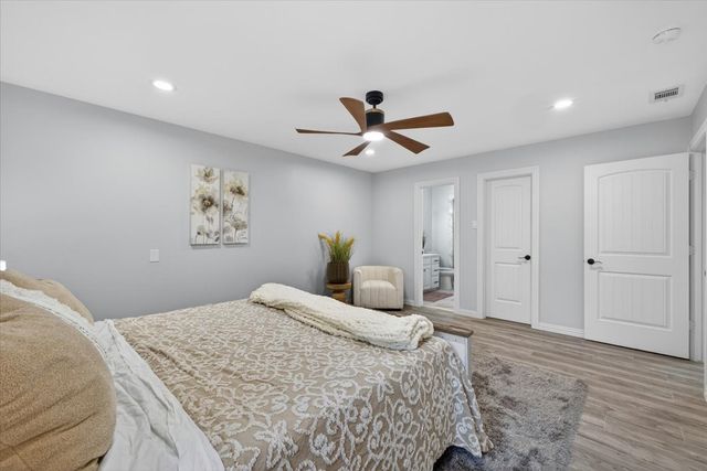 3330 Sharpview Lane, Dallas, TX 75228