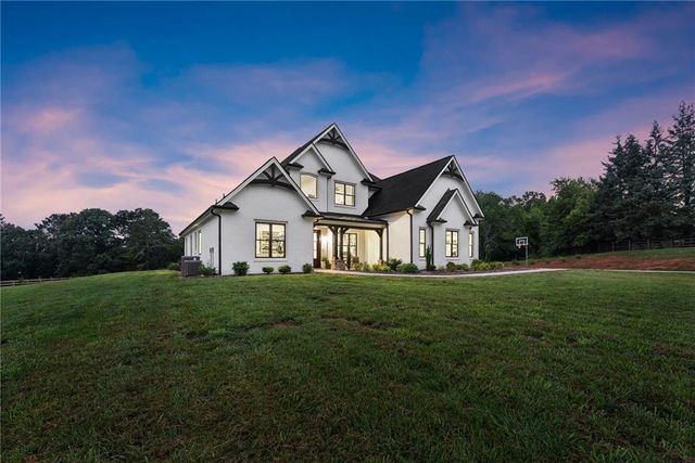 241 Fred Pitts Road, Demorest, GA 30535