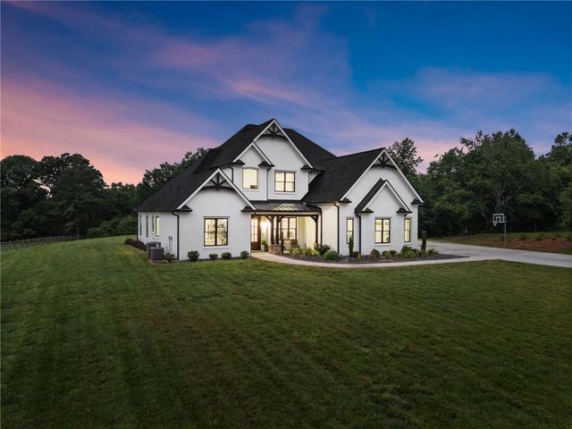 241 Fred Pitts Road, Demorest, GA 30535