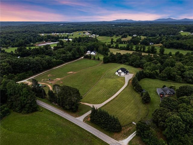 241 Fred Pitts Road, Demorest, GA 30535