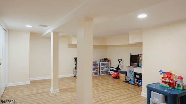 341 Terrill Rd, Fanwood Boro, NJ 07023