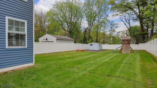 341 Terrill Rd, Fanwood Boro, NJ 07023