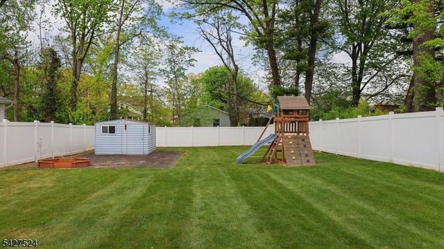 341 Terrill Rd, Fanwood Boro, NJ 07023