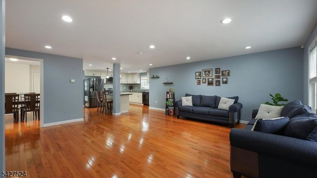 341 Terrill Rd, Fanwood Boro, NJ 07023