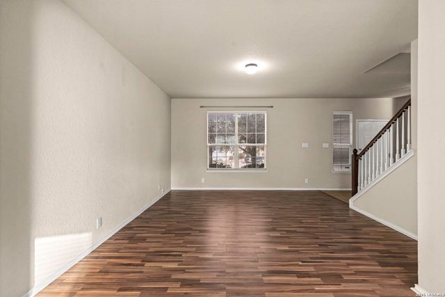 1015 Iris Path, San Antonio, TX 78245