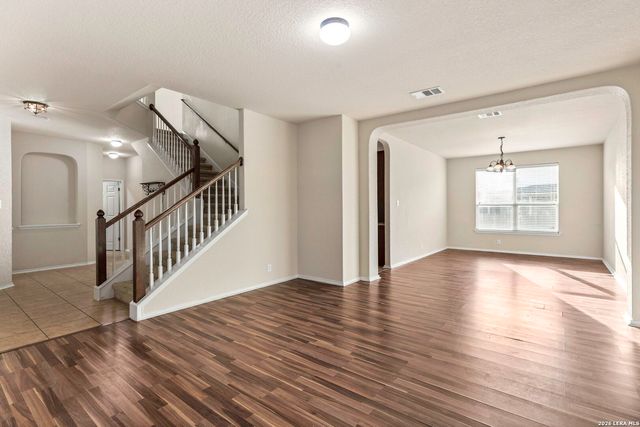 1015 Iris Path, San Antonio, TX 78245