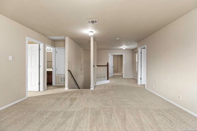 1015 Iris Path, San Antonio, TX 78245