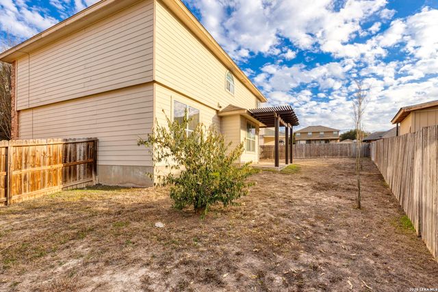 1015 Iris Path, San Antonio, TX 78245