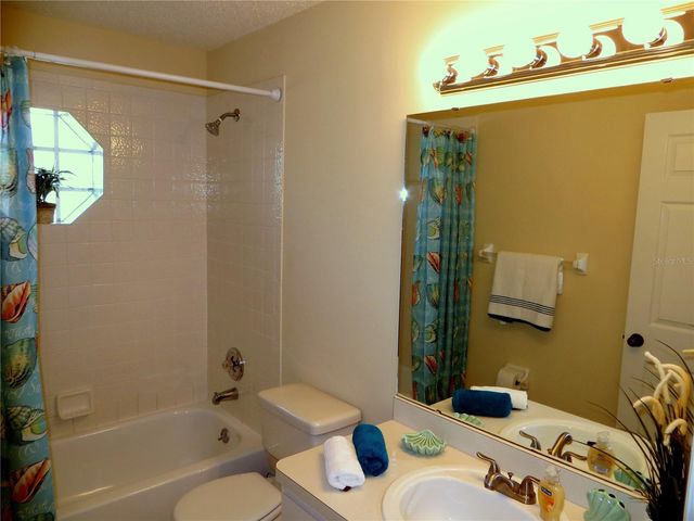 3105 40TH AVENUE W, Bradenton, FL 34205