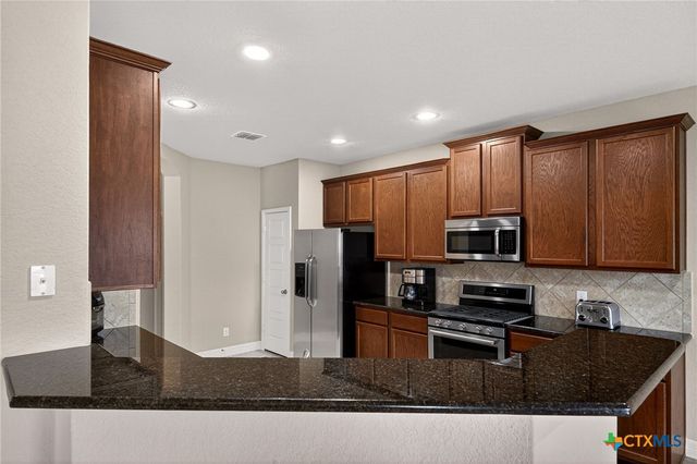 688 Community Drive, New Braunfels, TX 78132