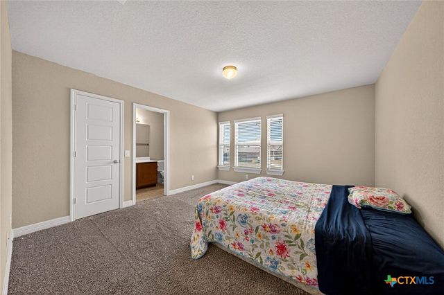 688 Community Drive, New Braunfels, TX 78132