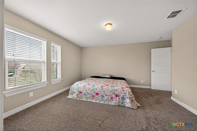 688 Community Drive, New Braunfels, TX 78132