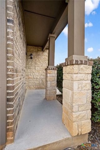 688 Community Drive, New Braunfels, TX 78132