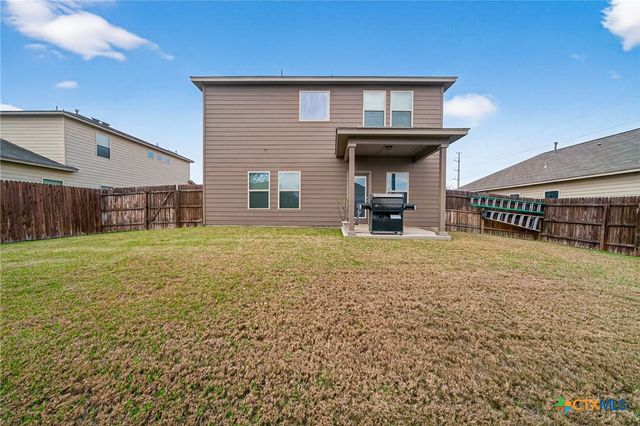 688 Community Drive, New Braunfels, TX 78132