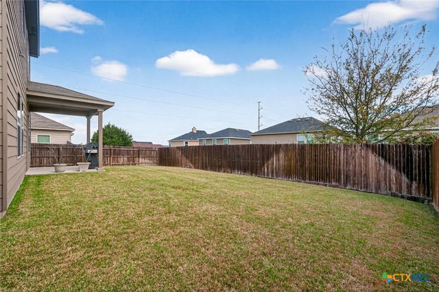 688 Community Drive, New Braunfels, TX 78132