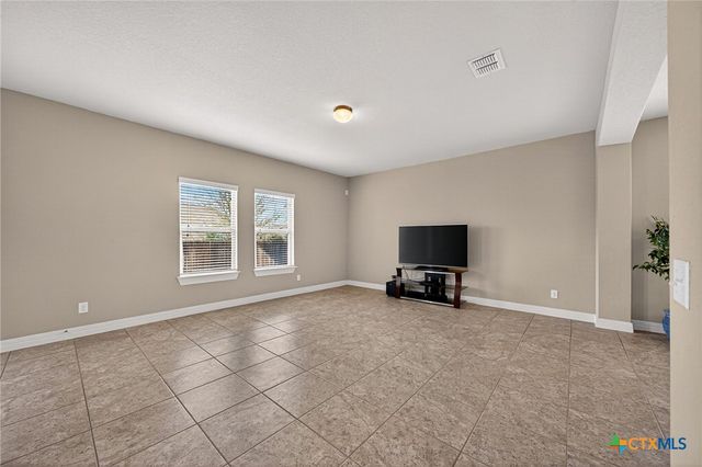 688 Community Drive, New Braunfels, TX 78132