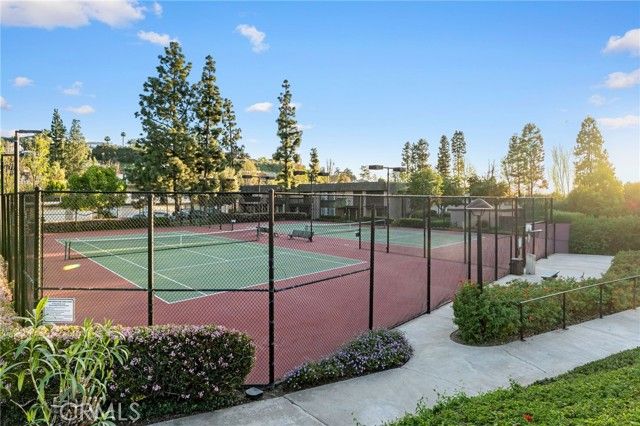 694 Rosewood Lane, San Dimas, CA 91773