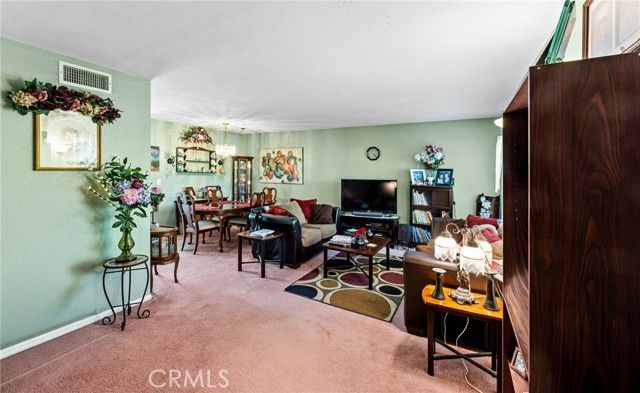 694 Rosewood Lane, San Dimas, CA 91773