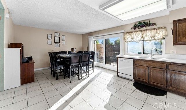 694 Rosewood Lane, San Dimas, CA 91773