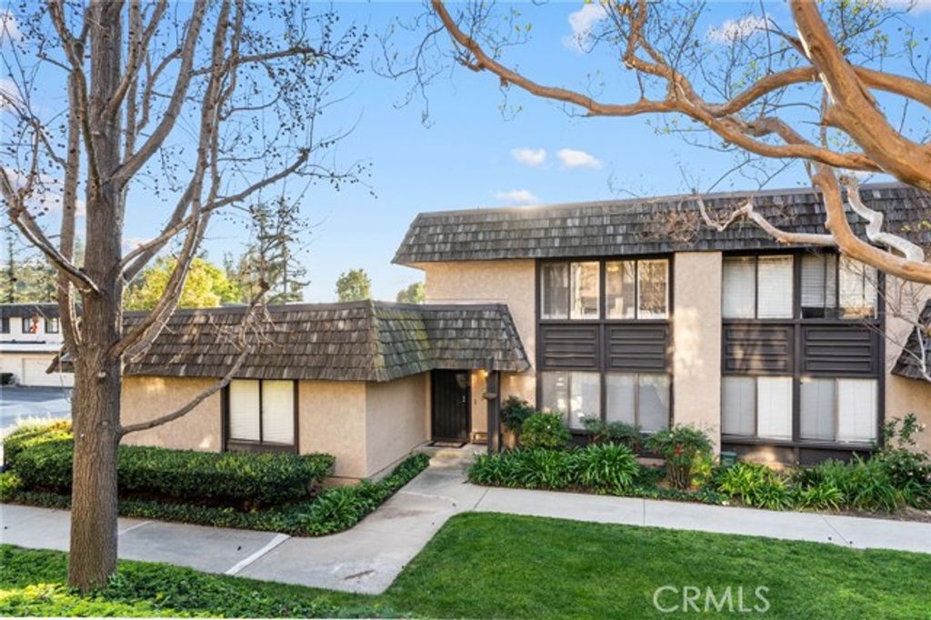 694 Rosewood Lane, San Dimas, CA 91773