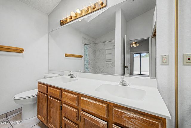 1031 W SUNWARD Drive, Gilbert, AZ 85233