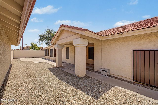1031 W SUNWARD Drive, Gilbert, AZ 85233