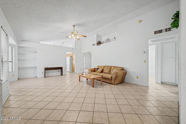 1031 W SUNWARD Drive, Gilbert, AZ 85233