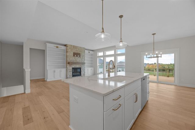 819 Tumble Grass Court SE, Cedar Rapids, IA 52403