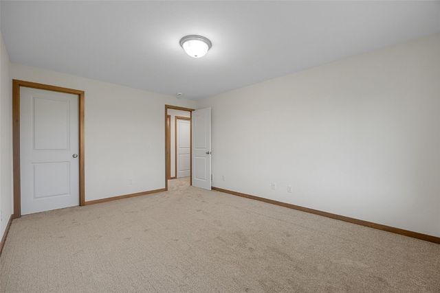 819 Tumble Grass Court SE, Cedar Rapids, IA 52403