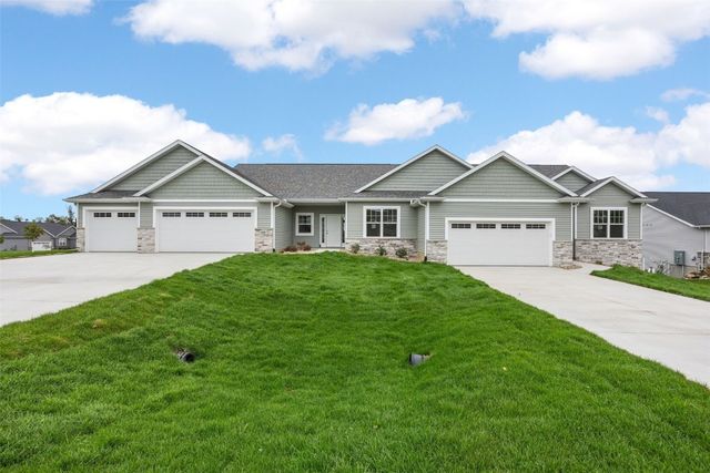819 Tumble Grass Court SE, Cedar Rapids, IA 52403