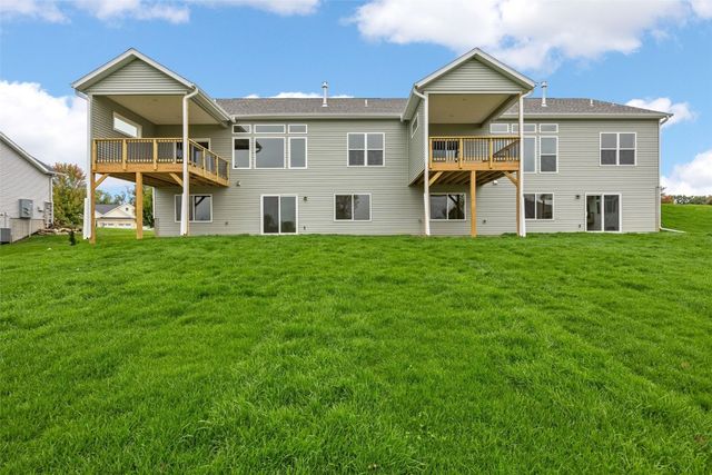 819 Tumble Grass Court SE, Cedar Rapids, IA 52403