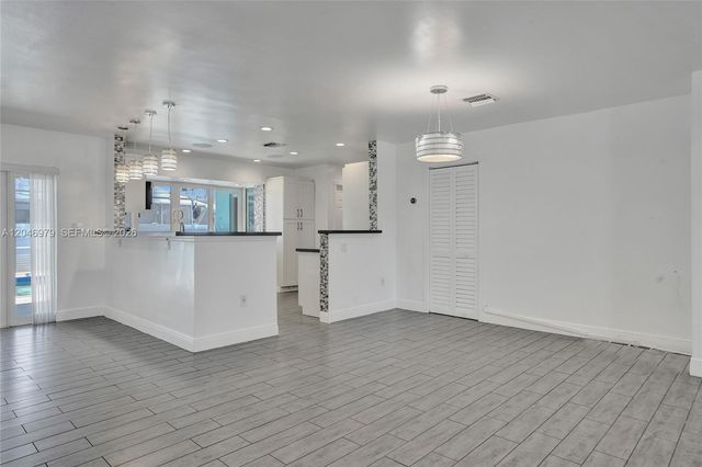 9240 54th Street, Cooper City, FL 33328