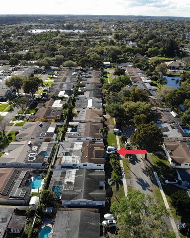 9240 54th Street, Cooper City, FL 33328