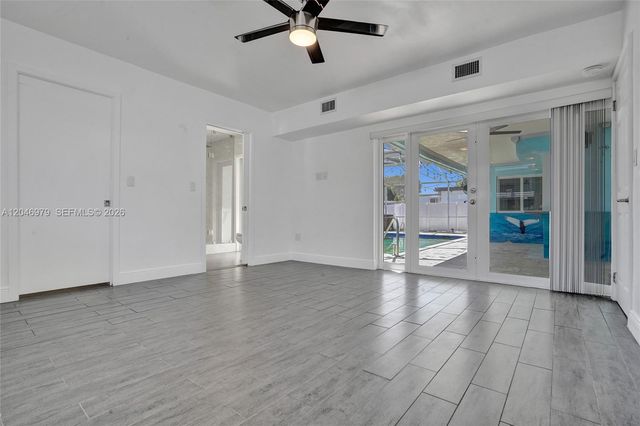 9240 54th Street, Cooper City, FL 33328