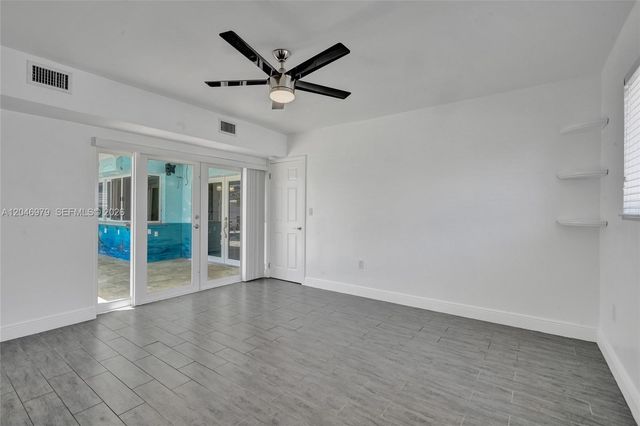9240 54th Street, Cooper City, FL 33328