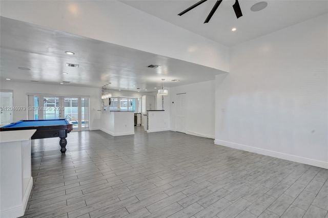 9240 54th Street, Cooper City, FL 33328