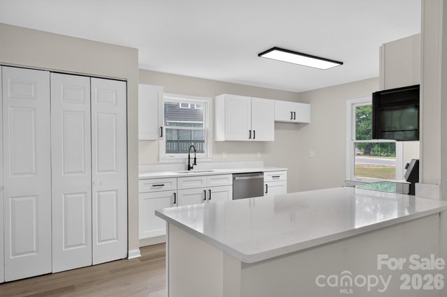 424 Kimbrook Court, Rock Hill, SC 29730