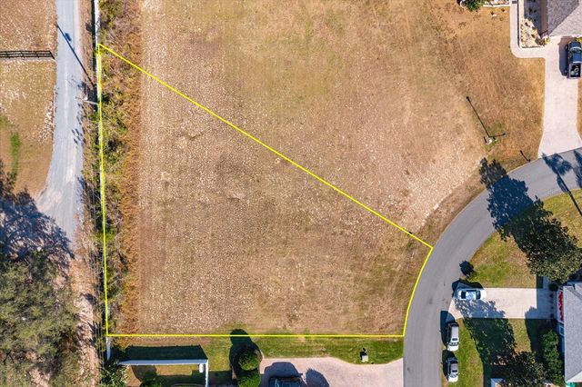 1004 MYRTLE BREEZES COURT, Fruitland Park, FL 34731