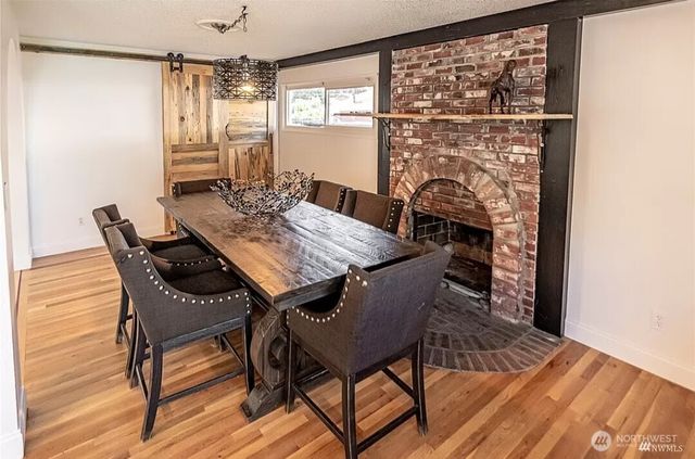 1810 S 261st Place, Des Moines, WA 98198